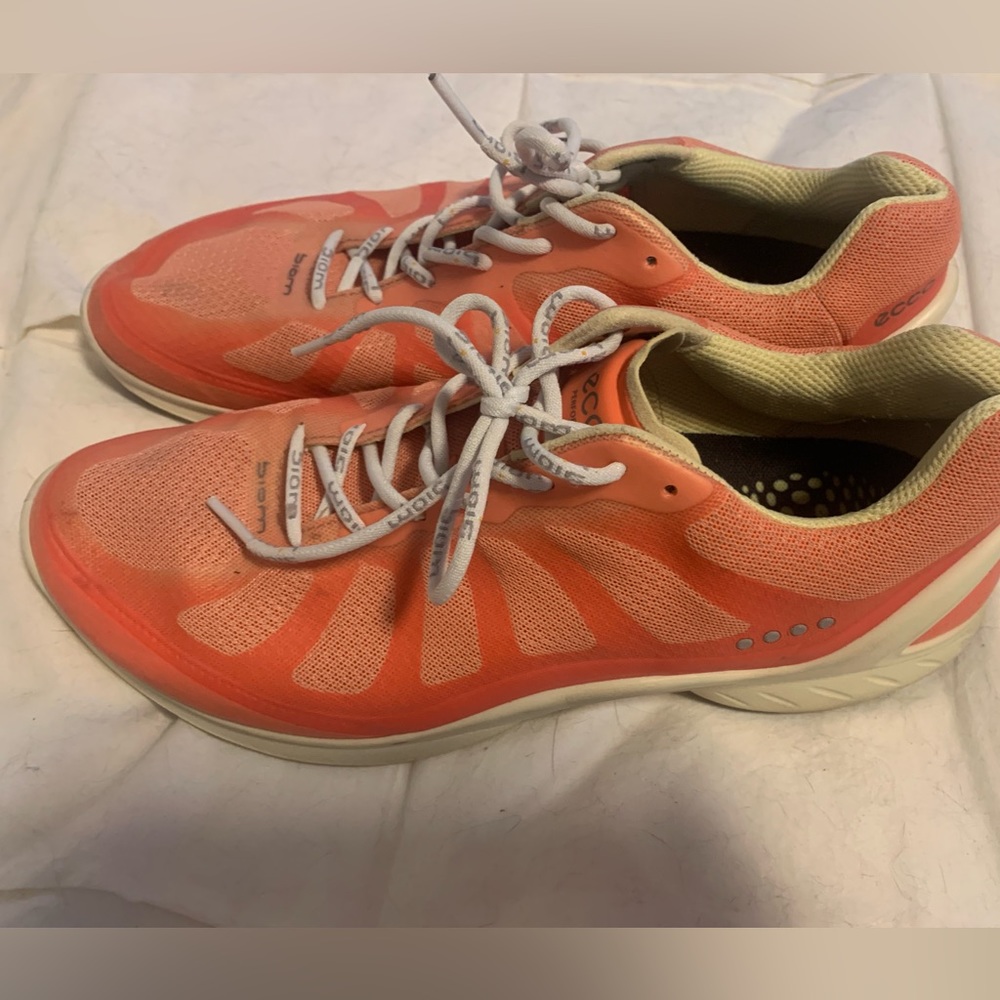 ECCO Siam Performance Sneakers, size EU 40/US 9